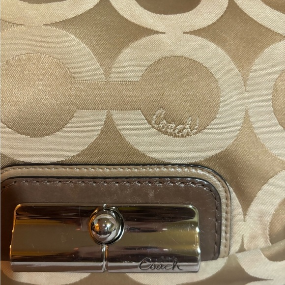 Coach vintage CC signature print canvas Tan crossbody Bag - Picture 6 of 8
